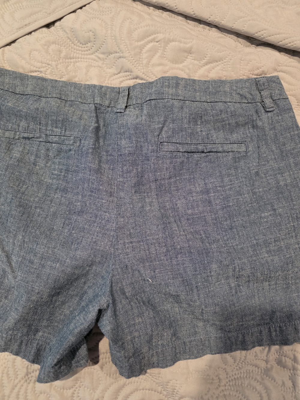 Merona Women’s Size 16 Blue Chambray Cotton Shorts - Picture 3 of 4
